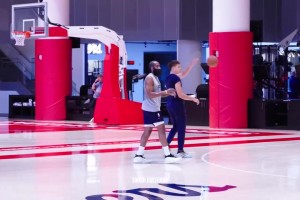 今日劲球NBA在线比赛回放